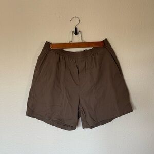 Lululemon 5” bowline short in rover